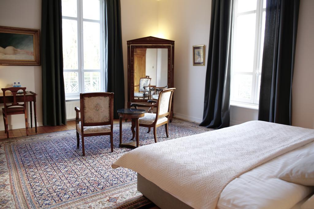 Chateau De Penfrat Gouesnach Bagian luar foto